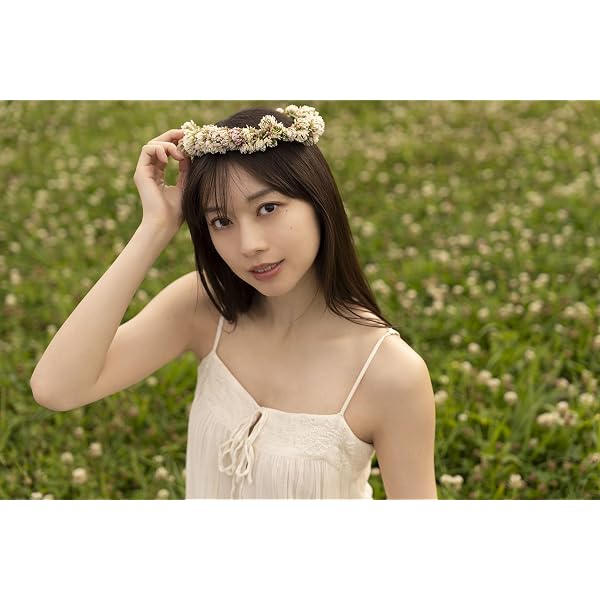 Amazon.co.jp: モーニング娘。'26 牧野真莉愛 写真集 『 blooming